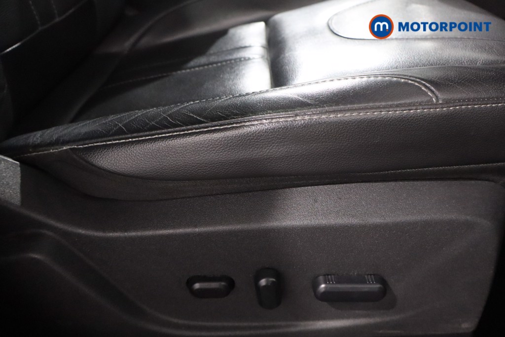 Used Ford Kuga 2016 for sale - 76339328: Photo 30