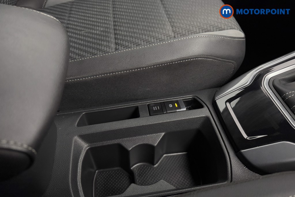 Used Volkswagen T-Roc 2021 for sale - 77128363: Photo 16