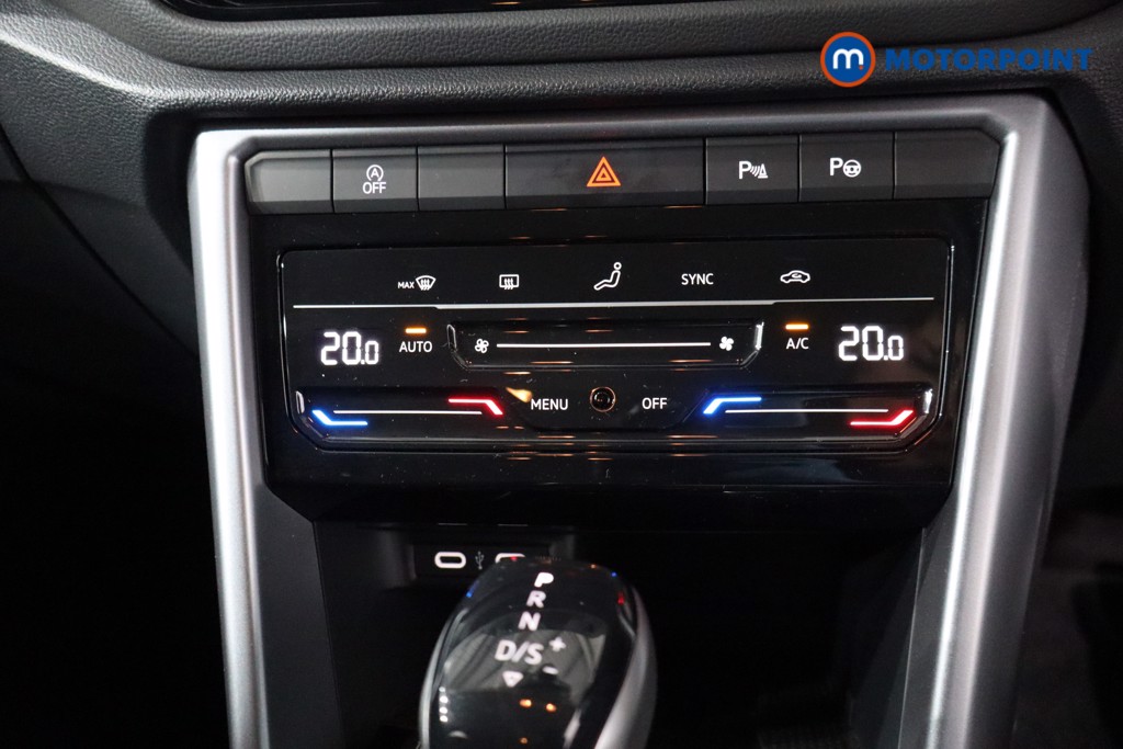 Used Volkswagen T-Roc 2025 for sale - 76303285: Photo 24