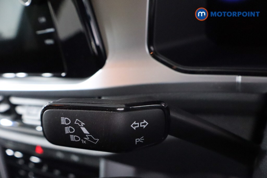Used Volkswagen T-Roc 2025 for sale - 76303285: Photo 27