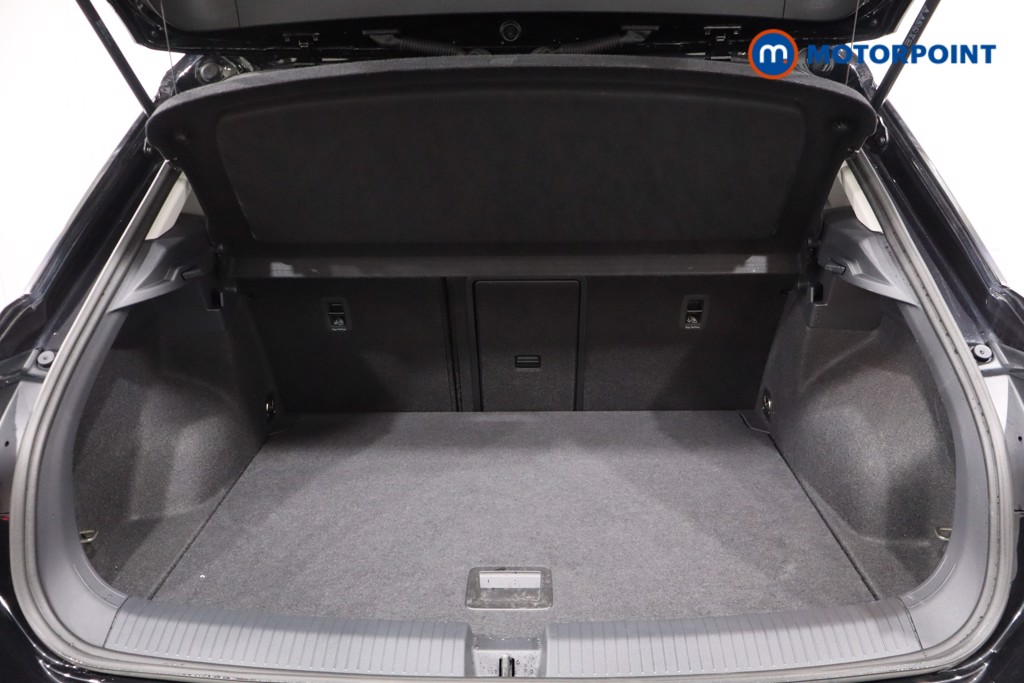 Used Volkswagen T-Roc 2025 for sale - 76303285: Photo 44