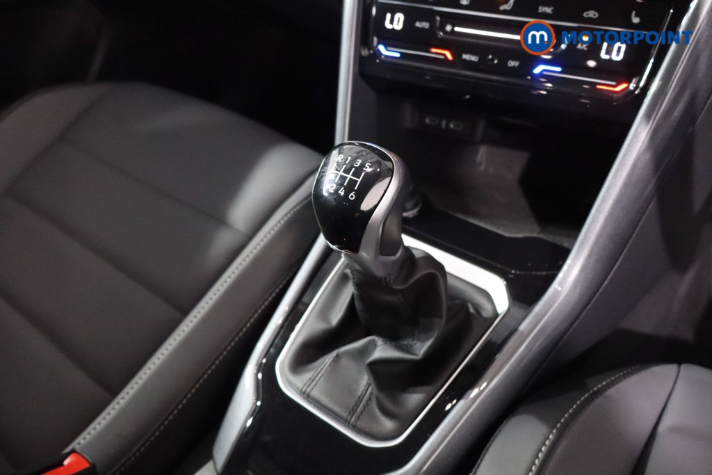 Used Volkswagen T-Roc 2023 for sale - 78199529: Photo 29