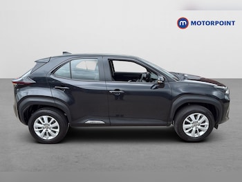 Used Toyota Yaris Cross 2024 for sale - 79546671: Photo