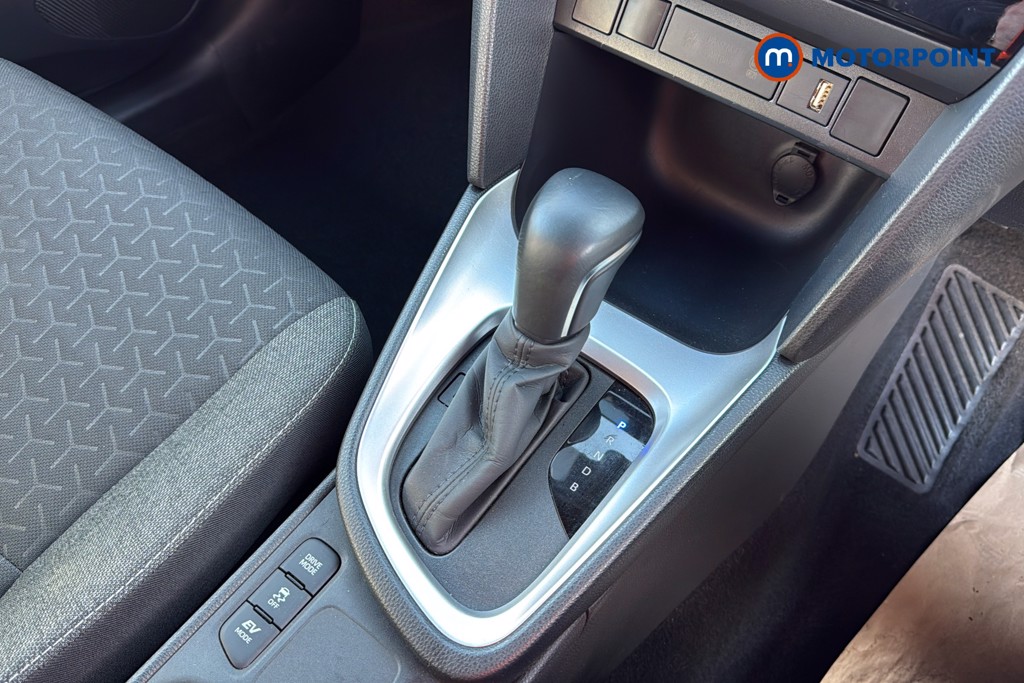 Used Toyota Yaris Cross 2023 for sale - 77932247: Photo 20