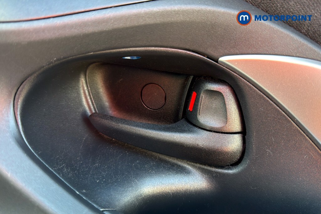 Used Toyota Yaris Cross 2023 for sale - 77932247: Photo 31