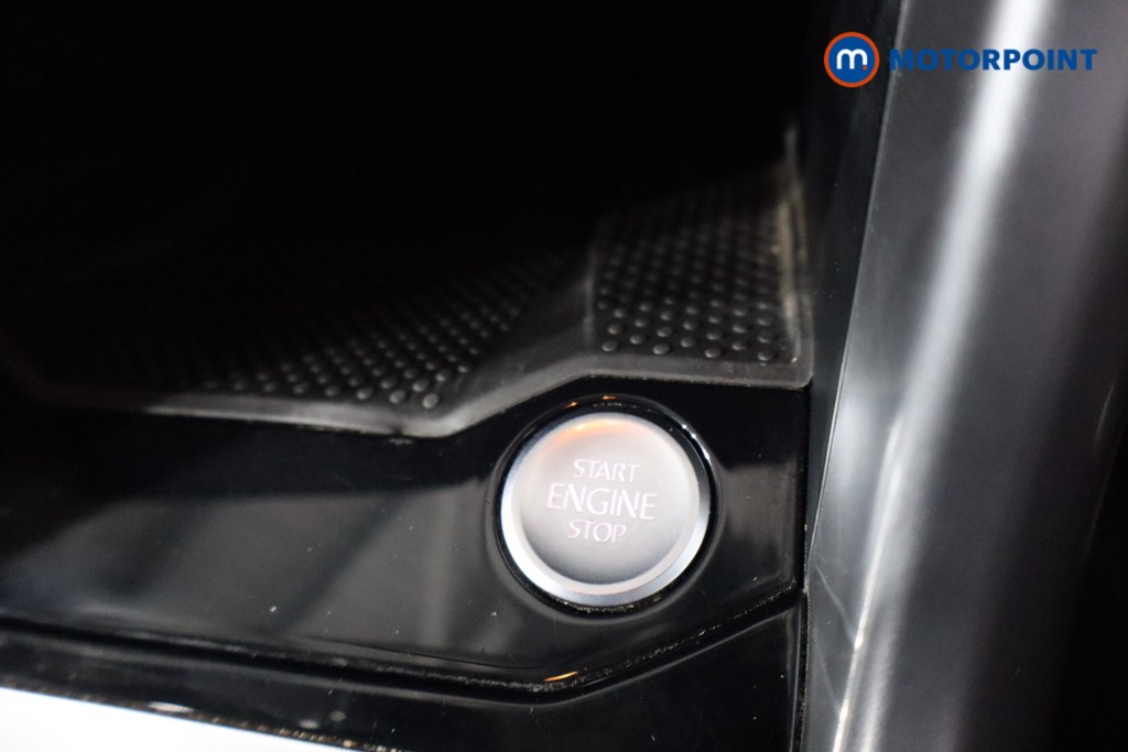 Used Volkswagen T-Roc 2025 for sale - 76628372: Photo 21