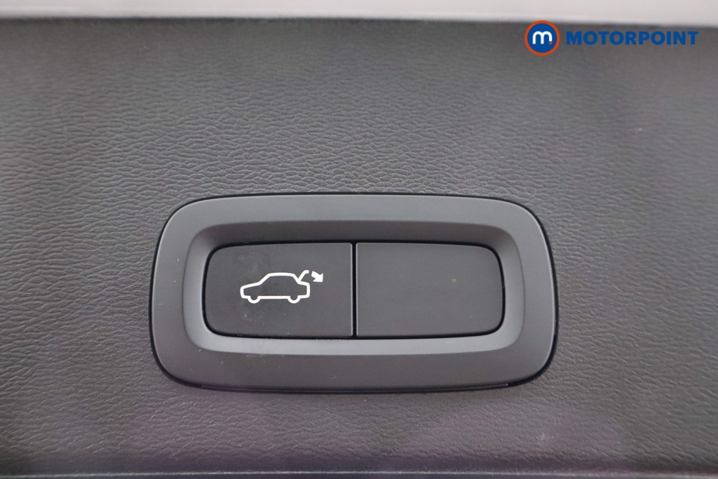 Used Volvo XC40 2021 for sale - 76777566: Photo 47