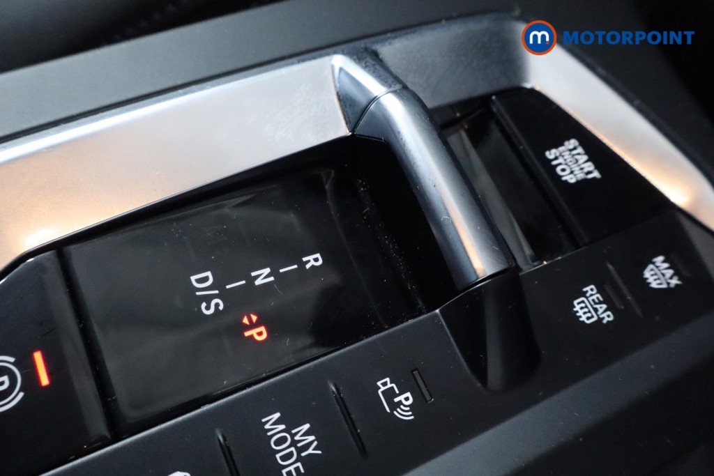 Used BMW 2 Series 2025 for sale - 77872874: Photo 28