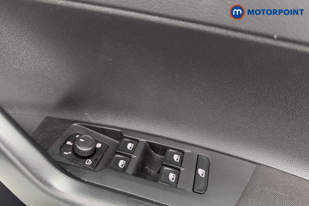 Used Volkswagen Polo 2024 for sale - 77374063: Photo 29