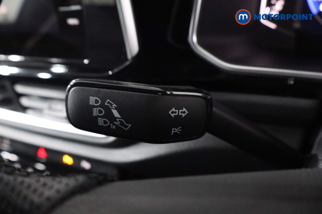 Used Volkswagen T-Roc 2022 for sale - 77297629: Photo 22