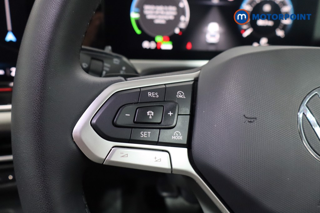 Used Volkswagen Passat 2025 for sale - 76491376: Photo 15