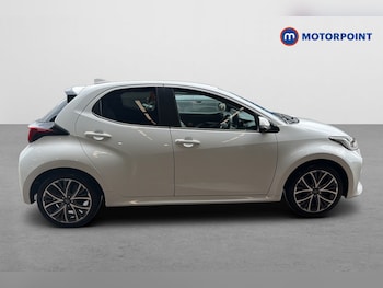 Used Toyota Yaris 2023 for sale - 78974264: Photo