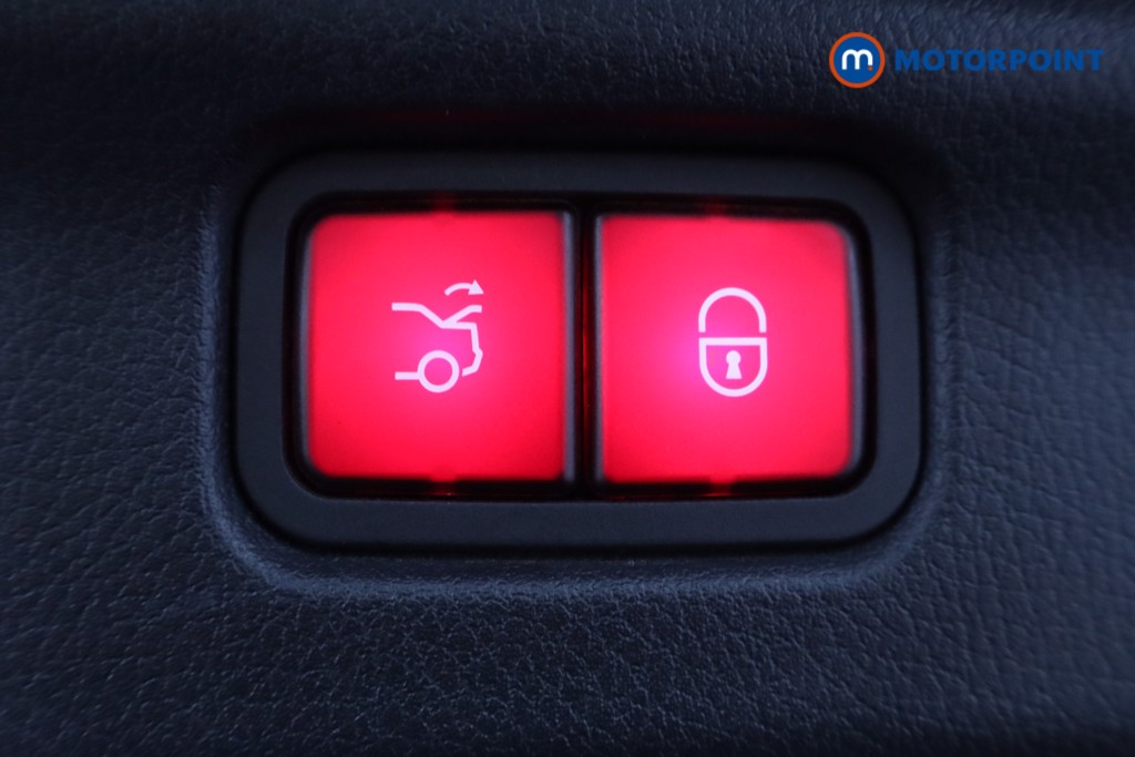 Used Mercedes-Benz C Class 2022 for sale - 76980199: Photo 52