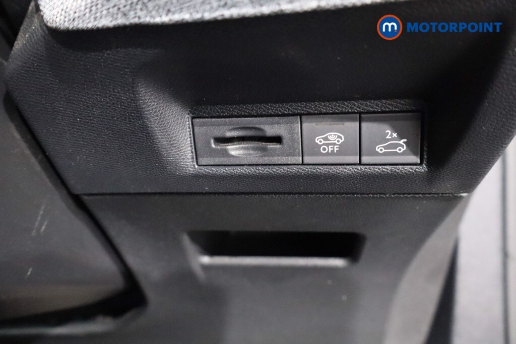 Used Peugeot 3008 2024 for sale - 76340907: Photo 30