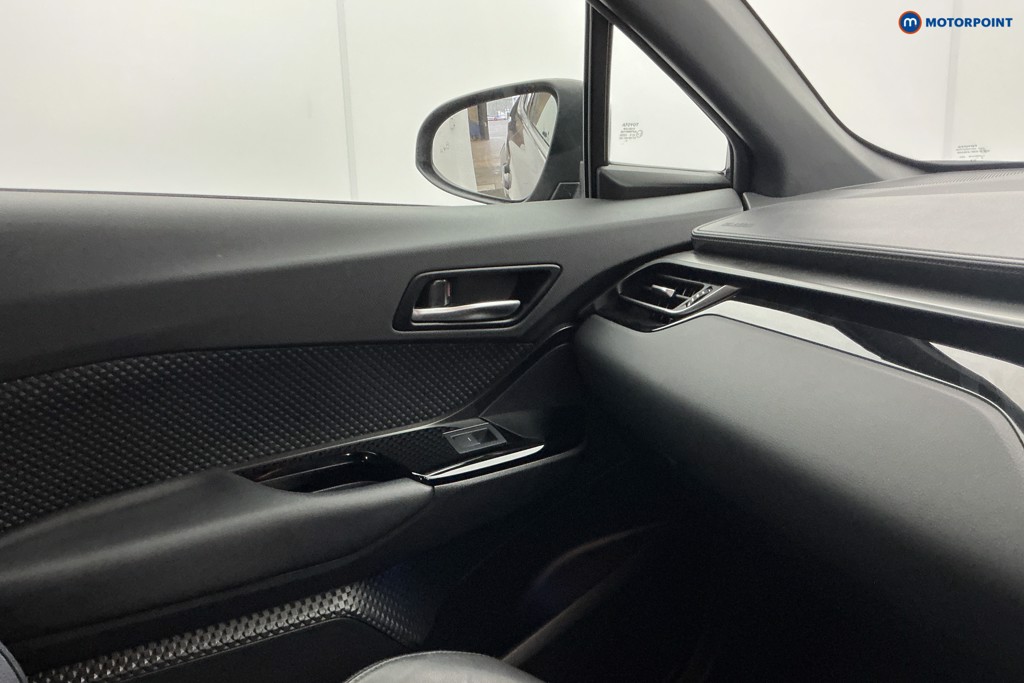 Used Toyota C-HR 2023 for sale - 77741169: Photo 29