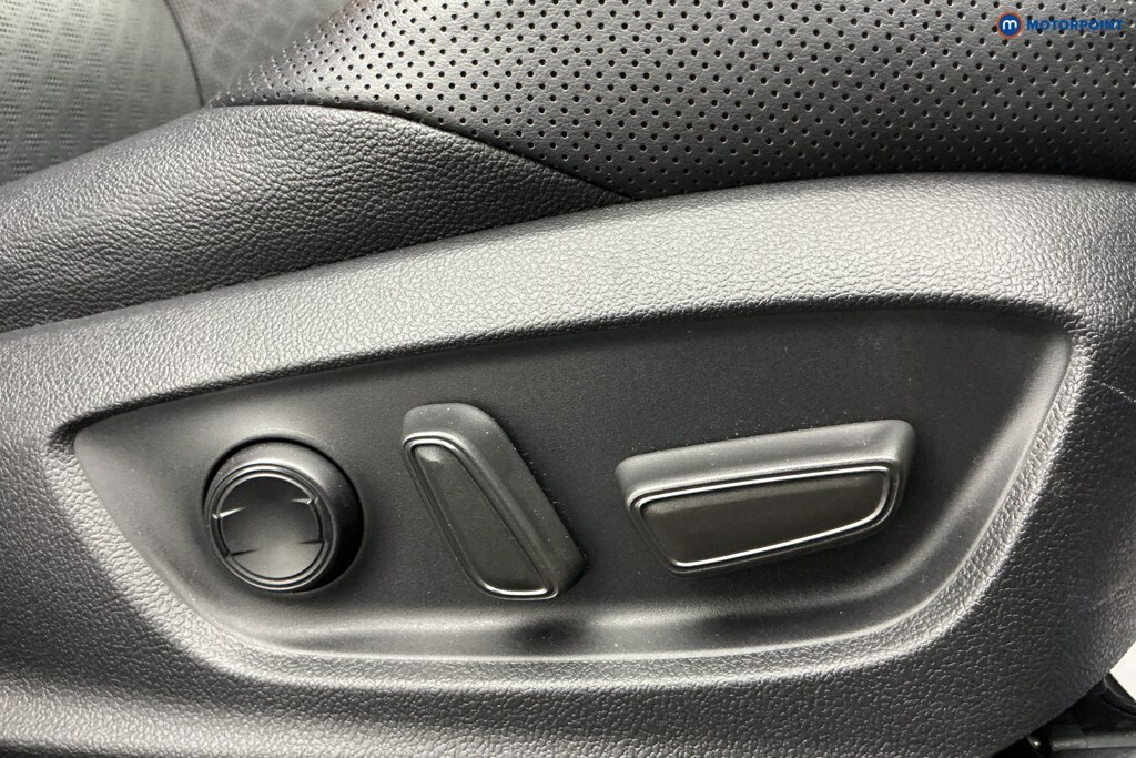 Used Toyota C-HR 2023 for sale - 77741169: Photo 37