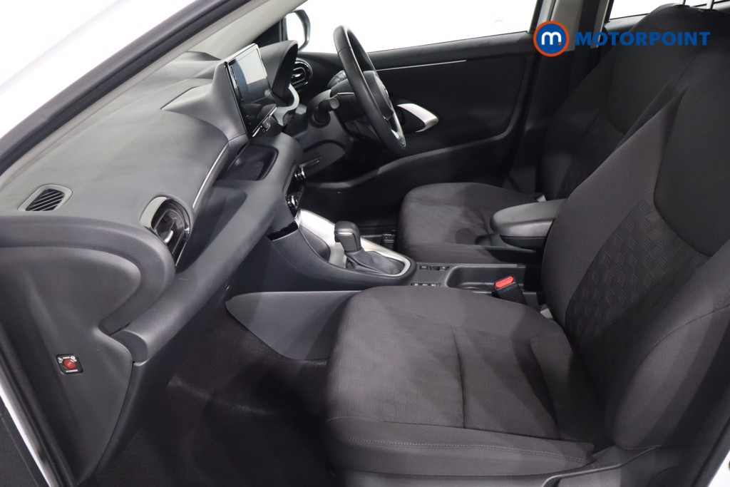 Used Toyota Yaris 2024 for sale - 77354831: Photo 12