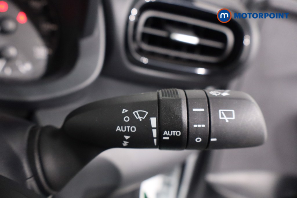 Used Toyota Yaris 2024 for sale - 77354831: Photo 23