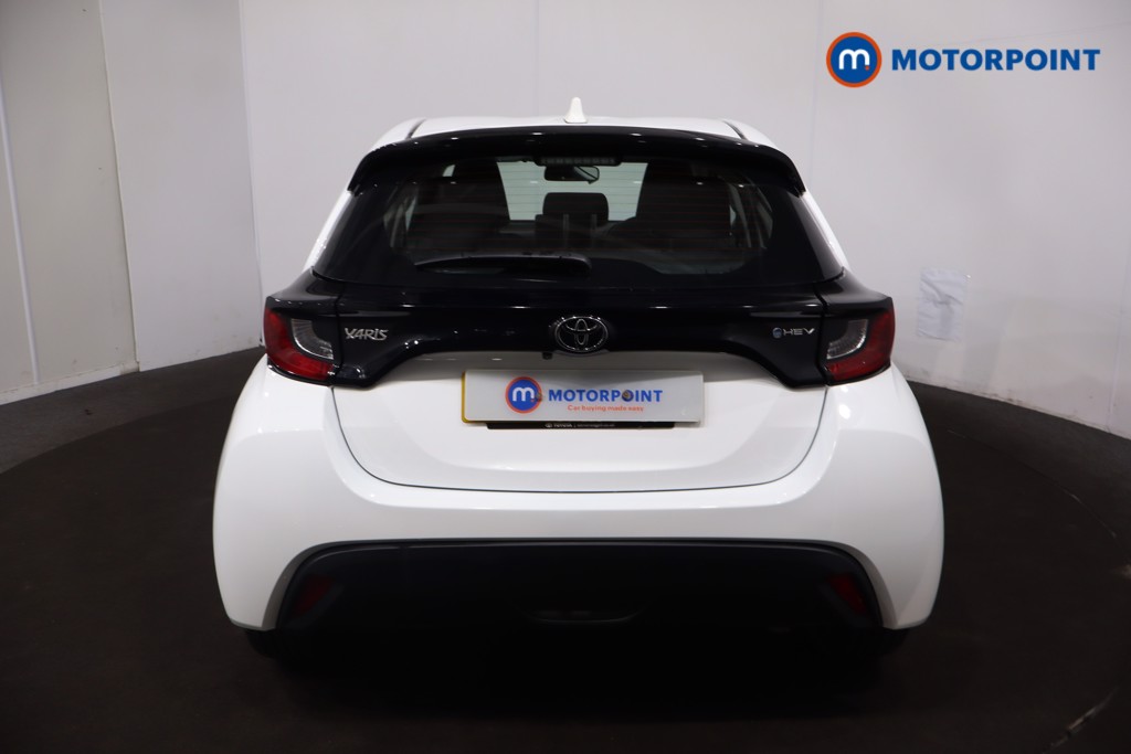 Used Toyota Yaris 2024 for sale - 77354831: Photo 41