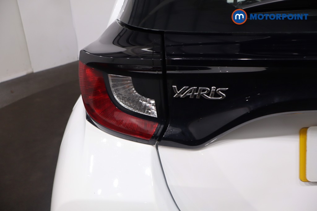 Used Toyota Yaris 2024 for sale - 77354831: Photo 43