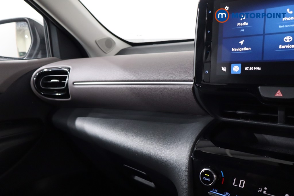 Used Toyota Yaris Cross 2023 for sale - 77354699: Photo 25