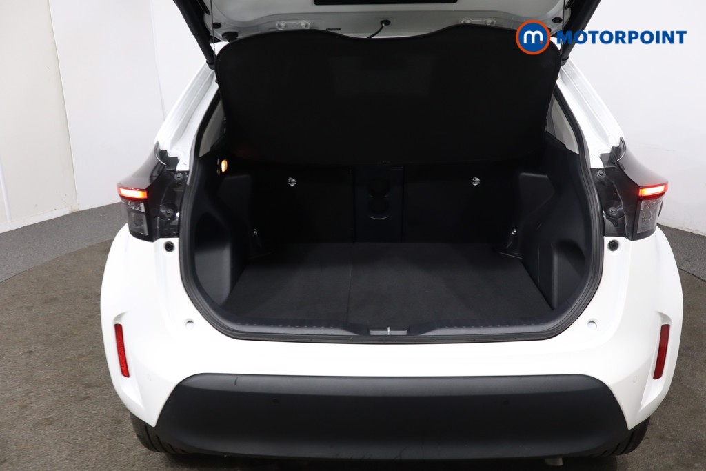 Used Toyota Yaris Cross 2023 for sale - 77354699: Photo 38