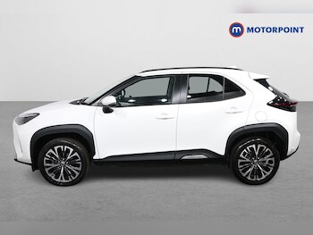 Used Toyota Yaris Cross 2023 for sale - 77354699: Photo