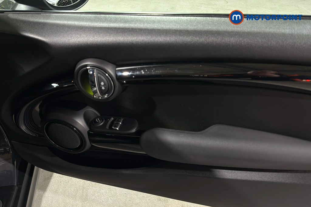 Used MINI Hatch 2019 for sale - 78037979: Photo 23