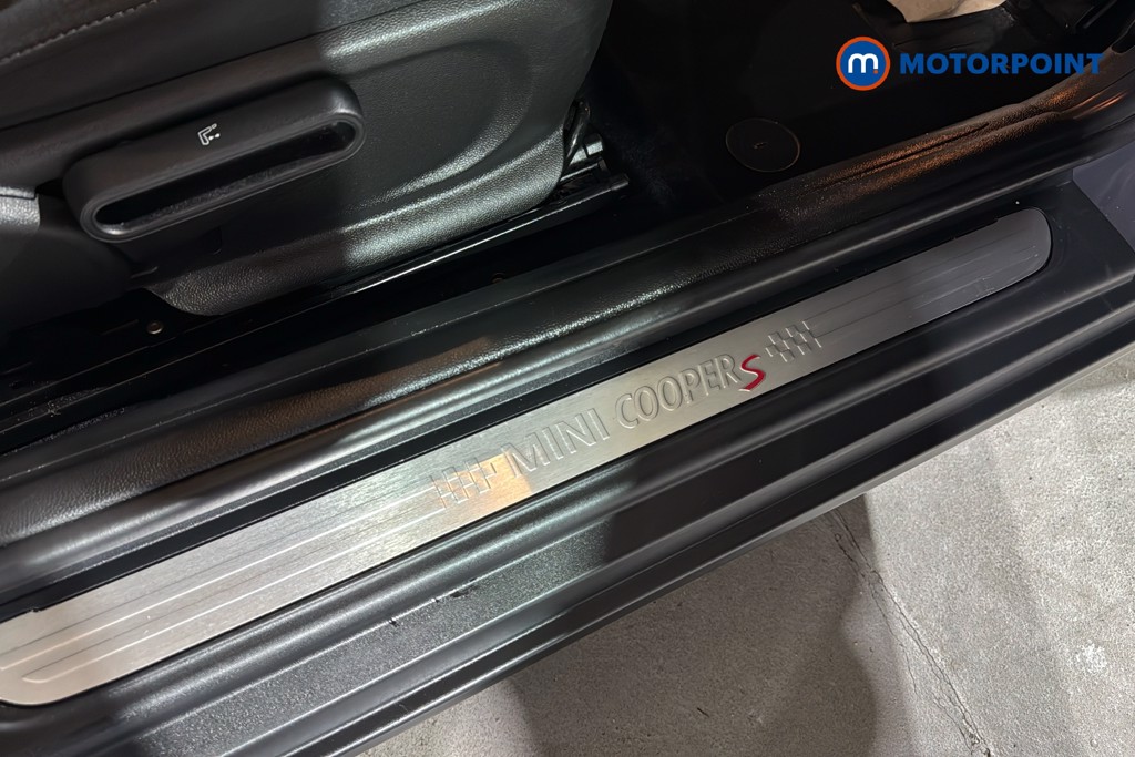 Used MINI Hatch 2019 for sale - 78037979: Photo 28