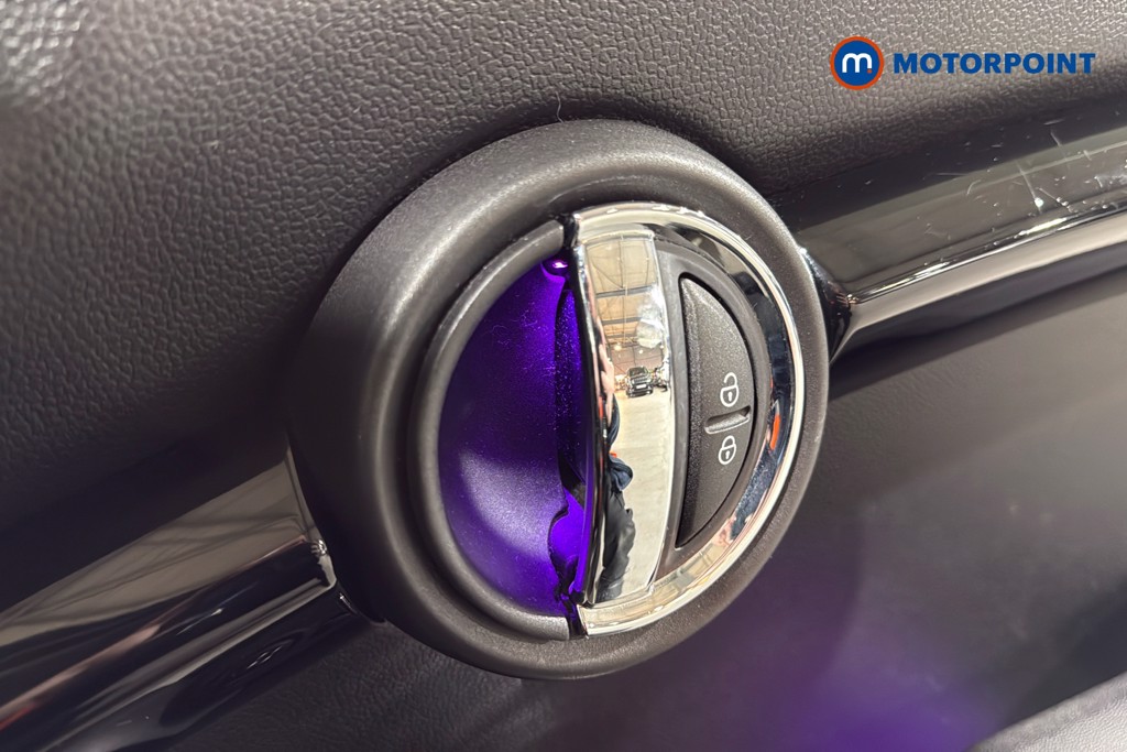 Used MINI Hatch 2019 for sale - 78037979: Photo 35