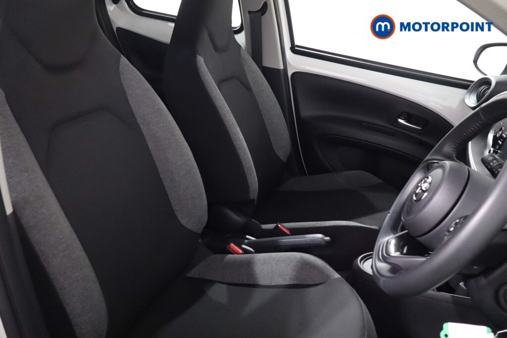 Used Toyota Aygo X 2023 for sale - 77962532: Photo 30