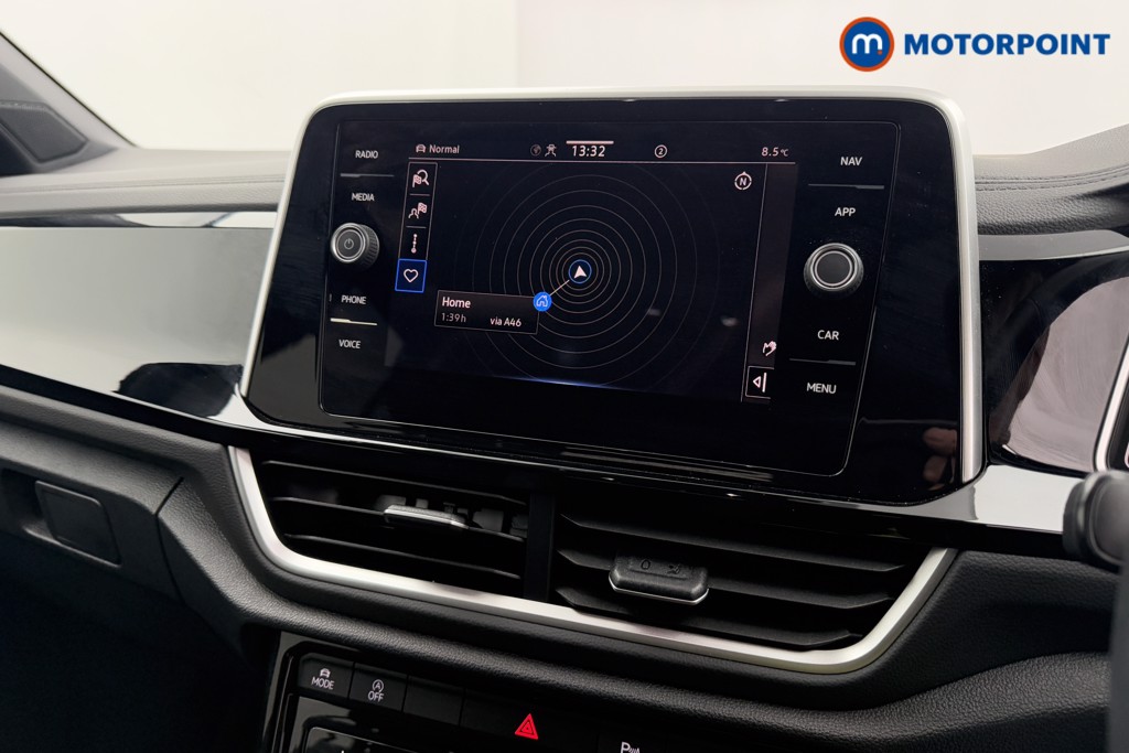 Used Volkswagen T-Roc 2024 for sale - 76131783: Photo 17