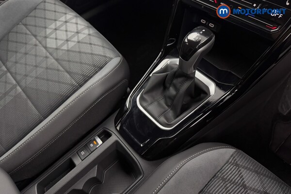 Used Volkswagen T-Roc 2024 for sale - 76131783: Photo 22