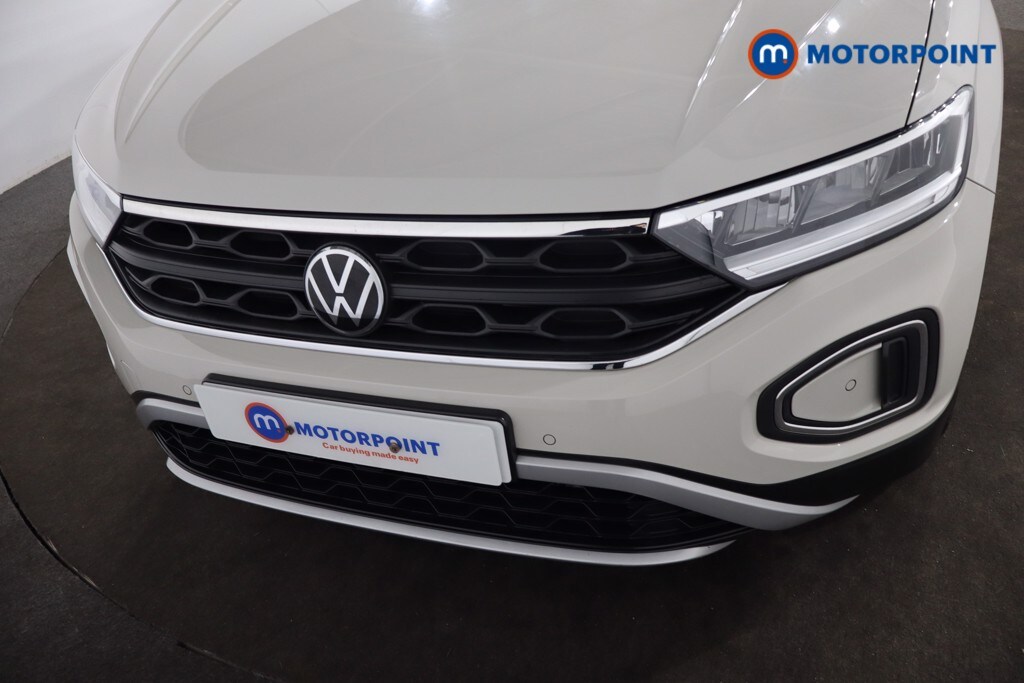 Used Volkswagen T-Roc 2023 for sale - 76612016: Photo 24