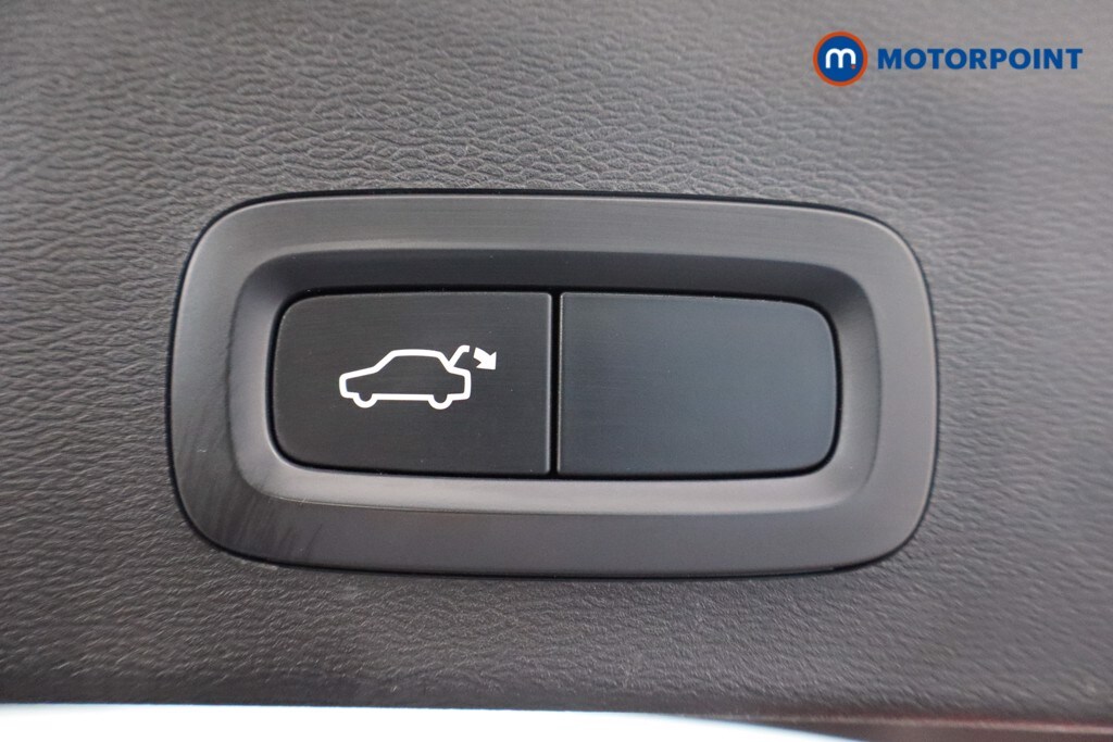 Used Volvo XC40 2021 for sale - 76036363: Photo 44