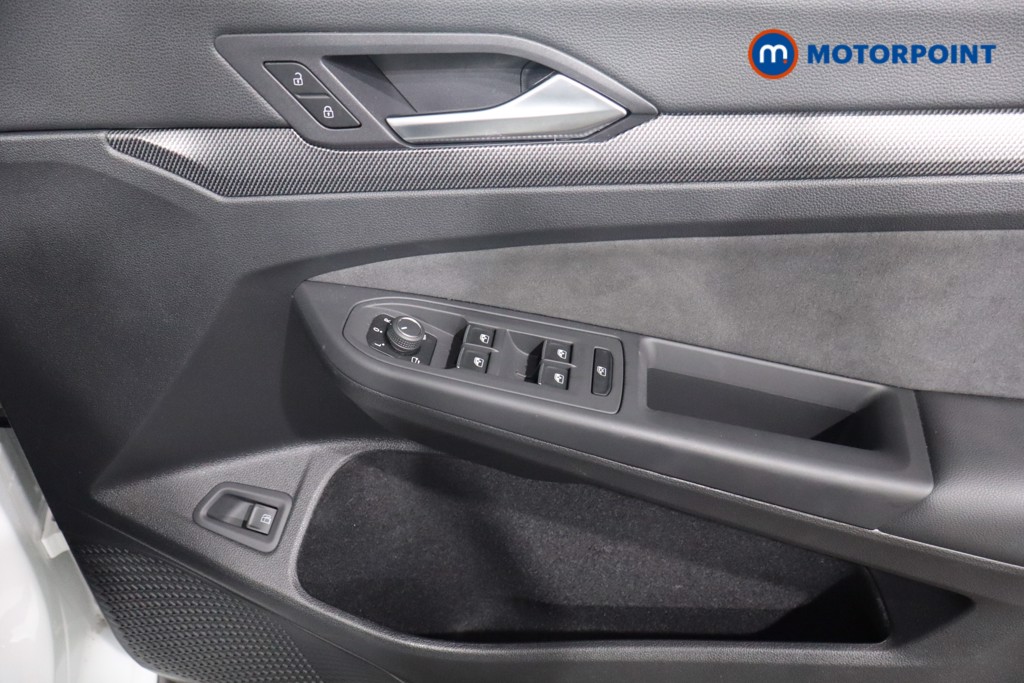 Used Volkswagen Golf 2024 for sale - 76105104: Photo 29