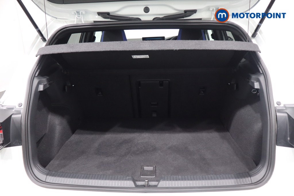 Used Volkswagen Golf 2024 for sale - 76105104: Photo 44