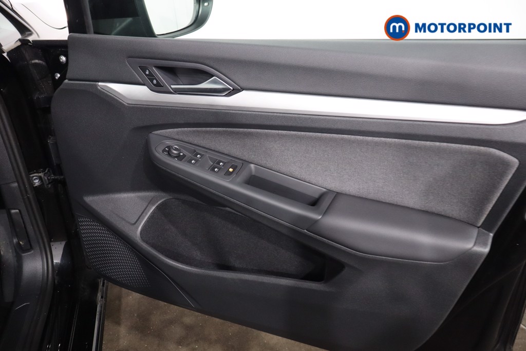 Used Volkswagen Golf 2025 for sale - 77984401: Photo 32