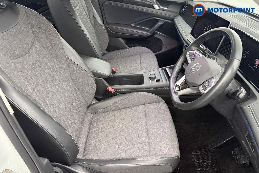 Used Volkswagen Tiguan 2024 for sale - 77327039: Photo 32