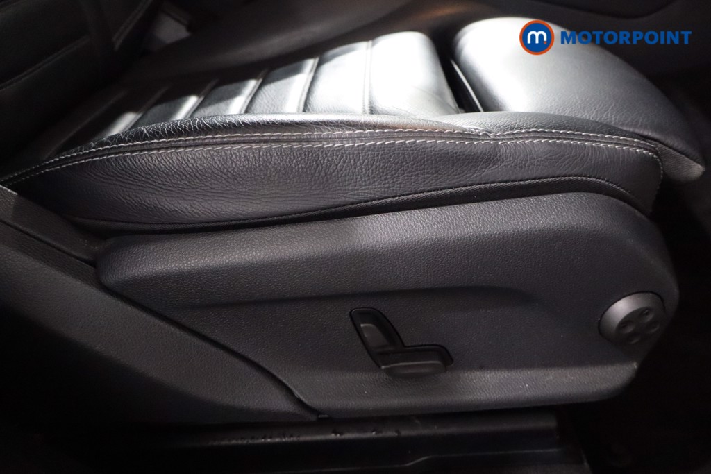 Used Mercedes-Benz GLC 2020 for sale - 76146944: Photo 33