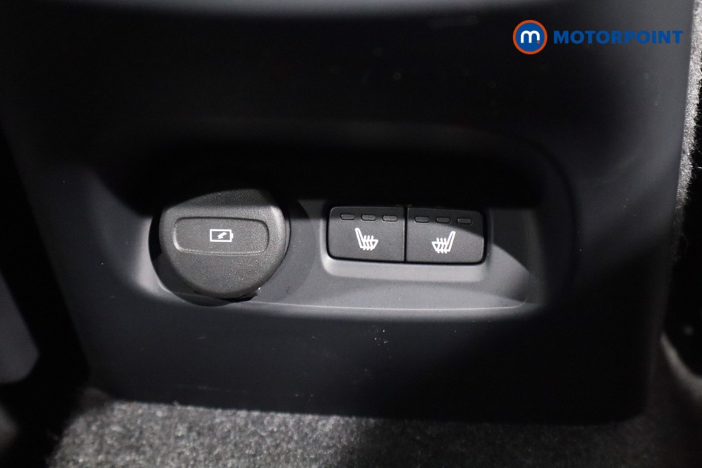 Used Volvo XC40 2022 for sale - 76777630: Photo 21