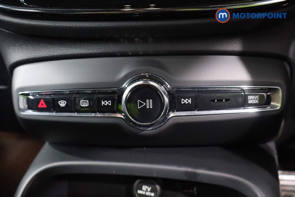 Used Volvo XC40 2022 for sale - 76777630: Photo 25