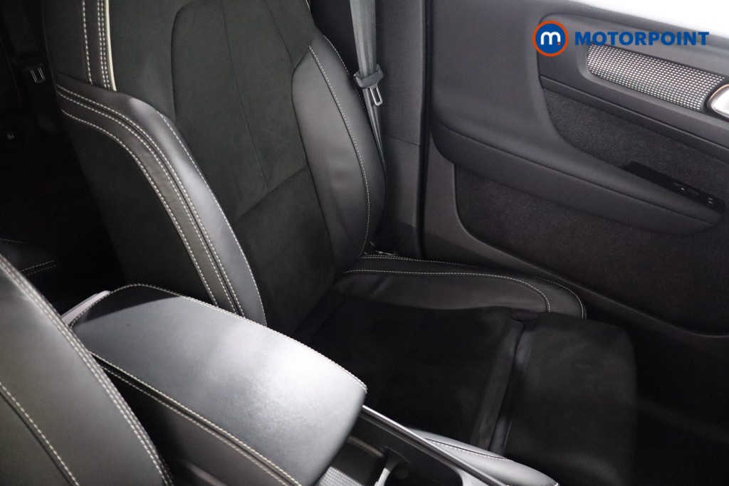 Used Volvo XC40 2022 for sale - 76777630: Photo 34