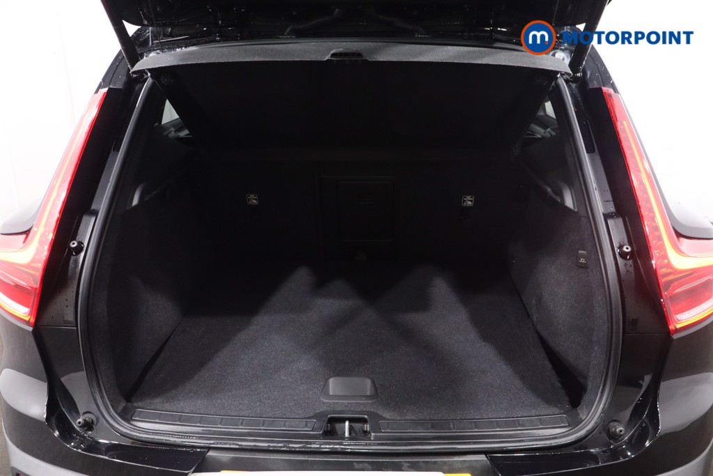 Used Volvo XC40 2022 for sale - 76777630: Photo 41