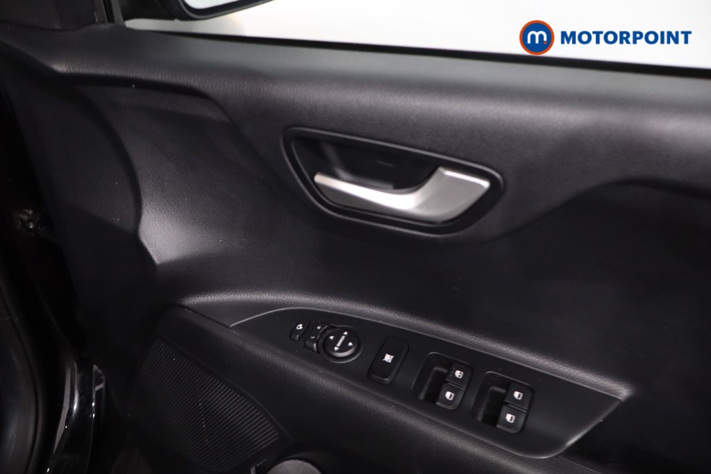 Used Kia Stonic 2022 for sale - 77798007: Photo 31