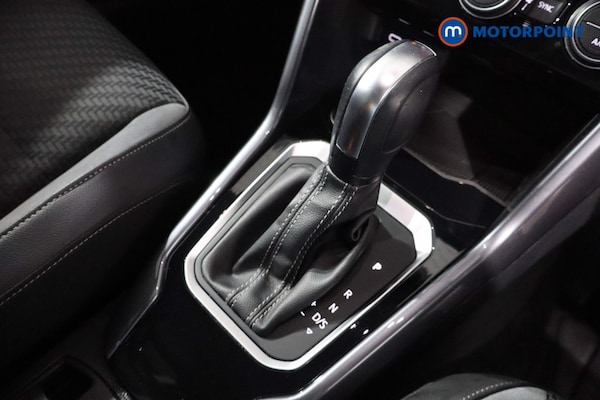 Used Volkswagen T-Roc 2021 for sale - 76105065: Photo 22