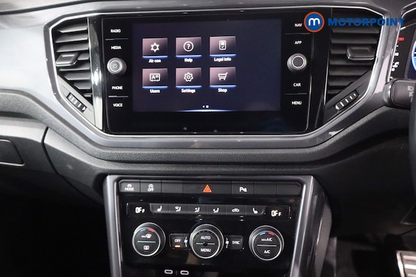 Used Volkswagen T-Roc 2021 for sale - 76105065: Photo 24