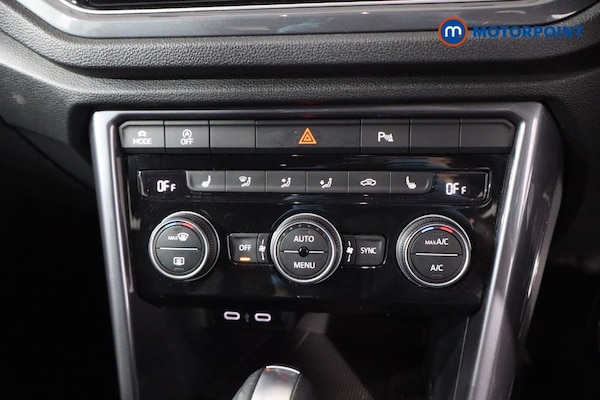 Used Volkswagen T-Roc 2021 for sale - 76105065: Photo 25