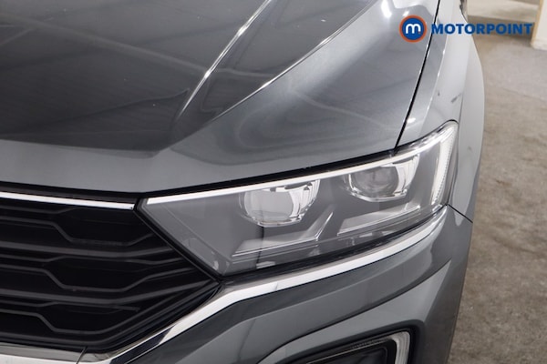 Used Volkswagen T-Roc 2021 for sale - 76105065: Photo 37
