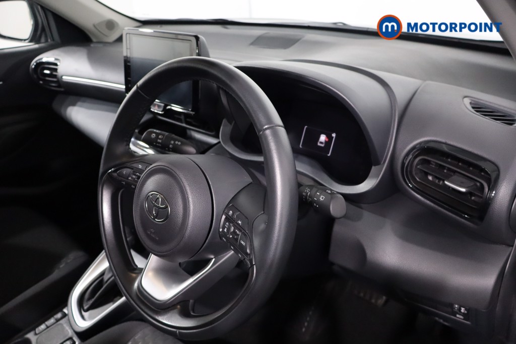 Used Toyota Yaris Cross for sale - 76463937: Photo 28